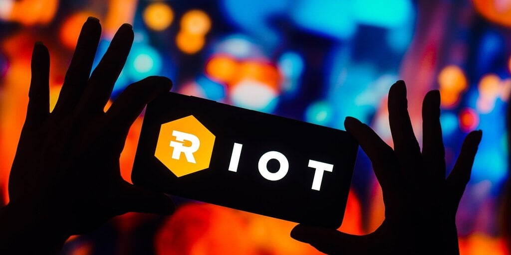 比特币矿企Riot Platforms获Coinbase 1亿美元信贷